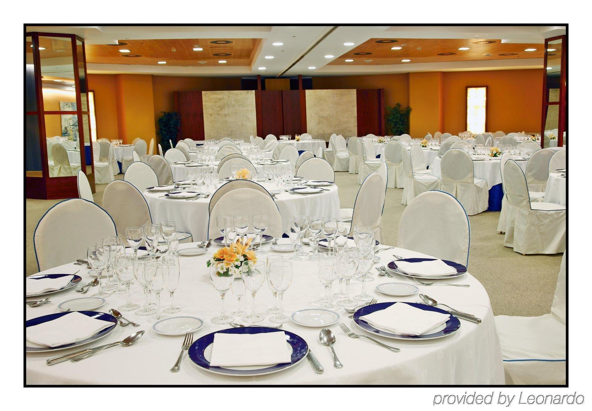 Husa Moncloa Madrid Exterior foto